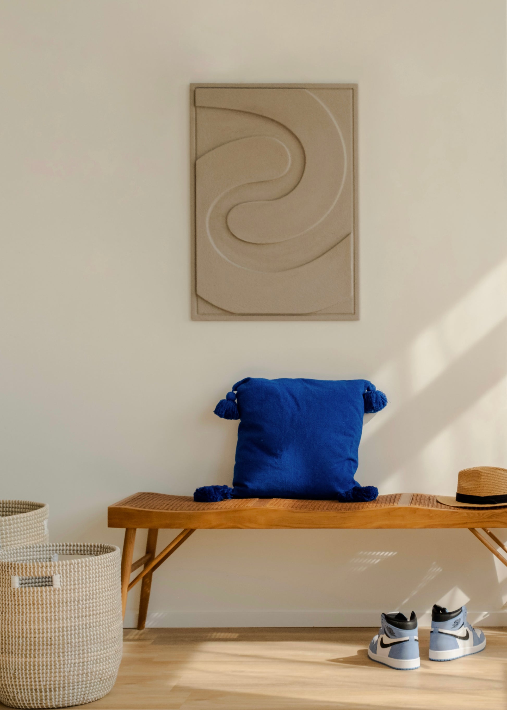 Eco-friendly AIR relief crafted from natural clay plaster, with airy, flowing shapes that add lightness and movement to interiors, created using sustainable, non-toxic materials.